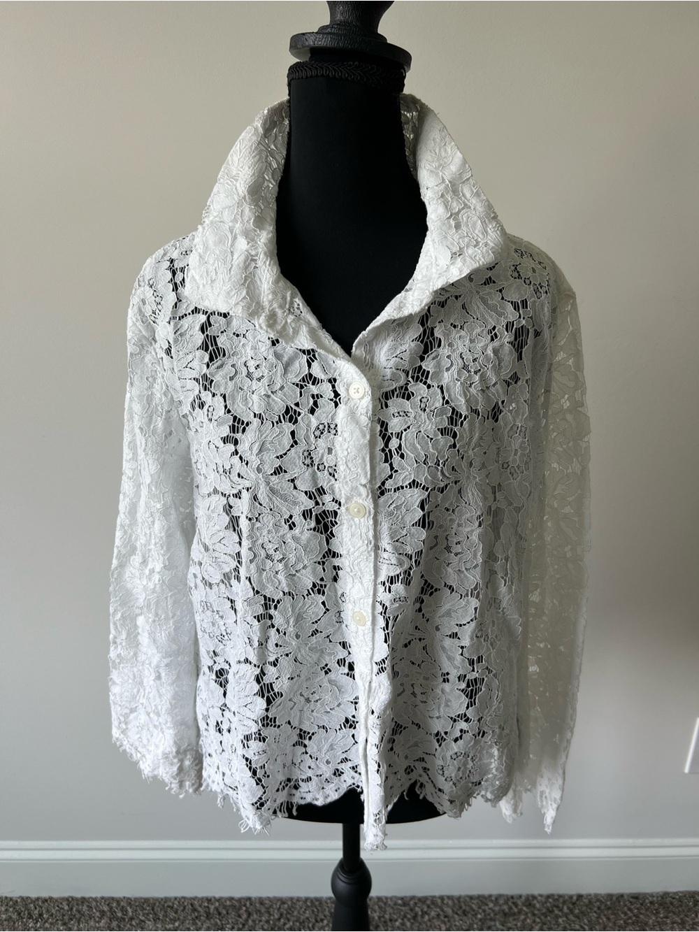 LOFT White Lace Button-Down Shirt with scalloped hem and cuffs Cotton